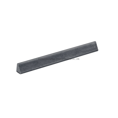 Q235로 만든 20mmx20mm 전접 콘크리트를 위한 냉면 철근 삼각형 샴퍼를 형성하는 것