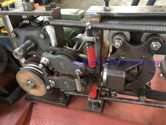 380V 전압 5-12mm 리버 비 맞춤형 디자인용 빠른 직렬 절단 기계